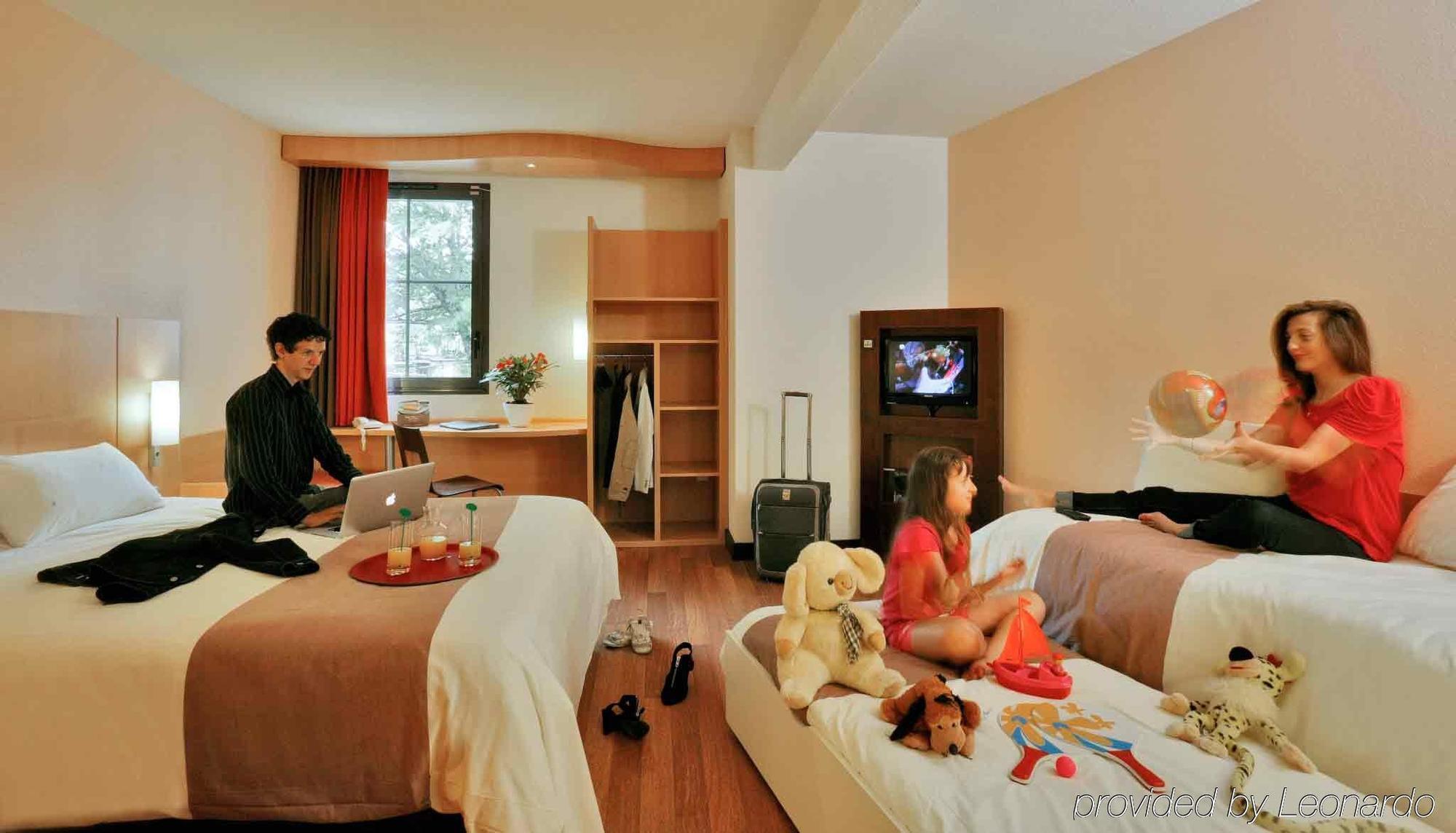 Ibis Sarlat Centre Hotel Bagian luar foto